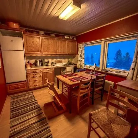 Semesterbostad Charming Traditional Norwegian In